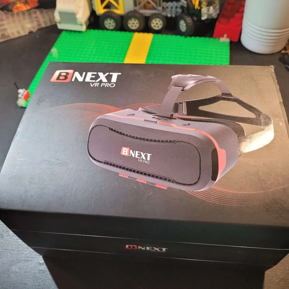 B next VR Pro VR headset